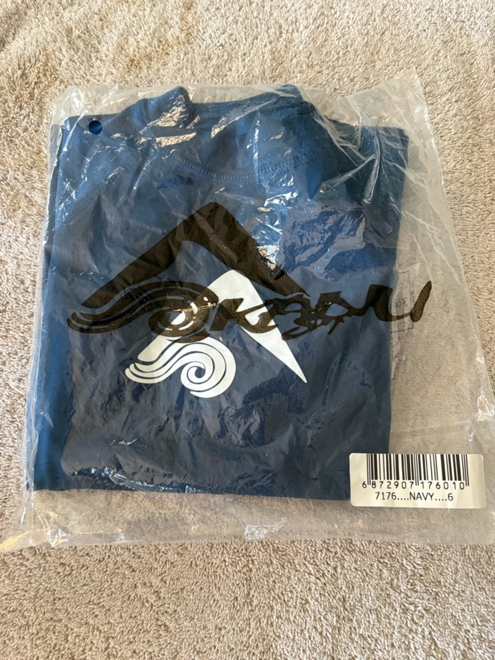 Kanu Surf Kids Navy Blue Long-Sleeve Rash Guard - Picture 8 of 8